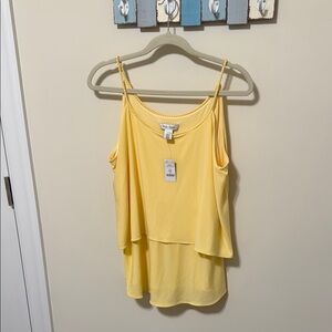 White House Black Market Women’s Tiered Layered Yellow Top / Size L / Brand NWT